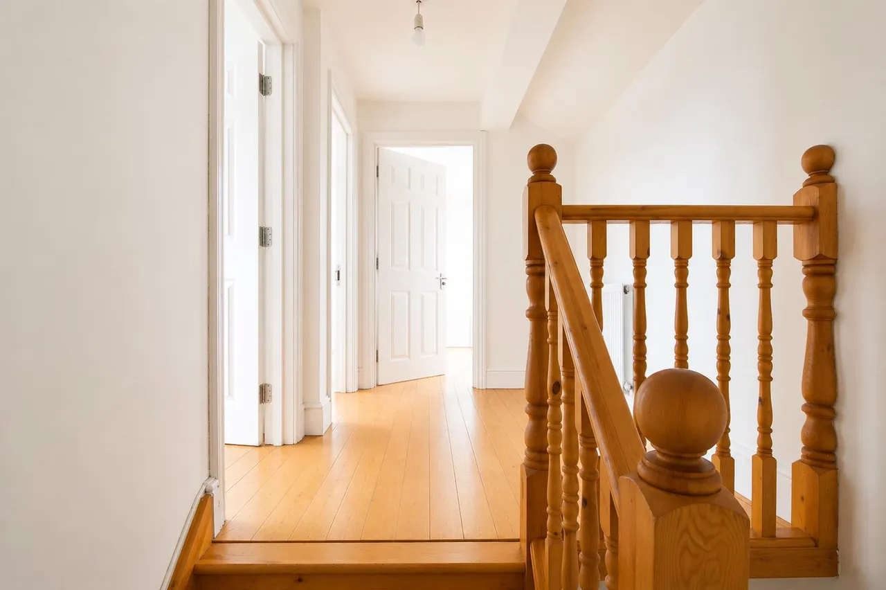 Upper Richmond Road West, Richmond, TW10, photo 9