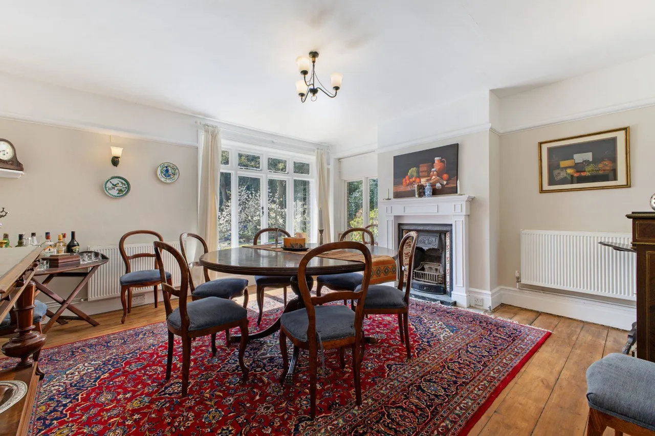 Hindhead Road, Hindhead, Surrey, GU26 6AY, photo 6