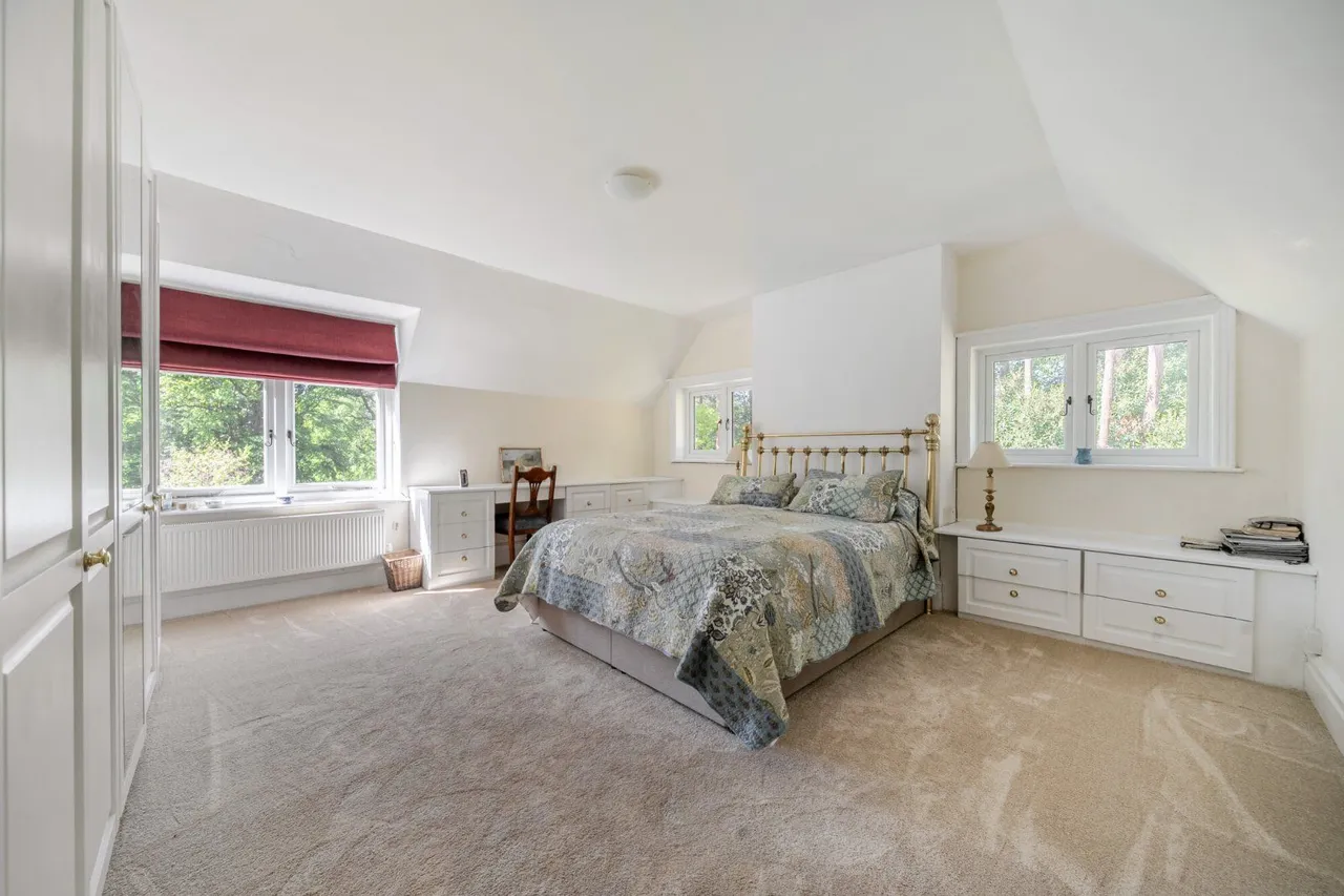 Hindhead Road, Hindhead, Surrey, GU26 6AY, photo 11