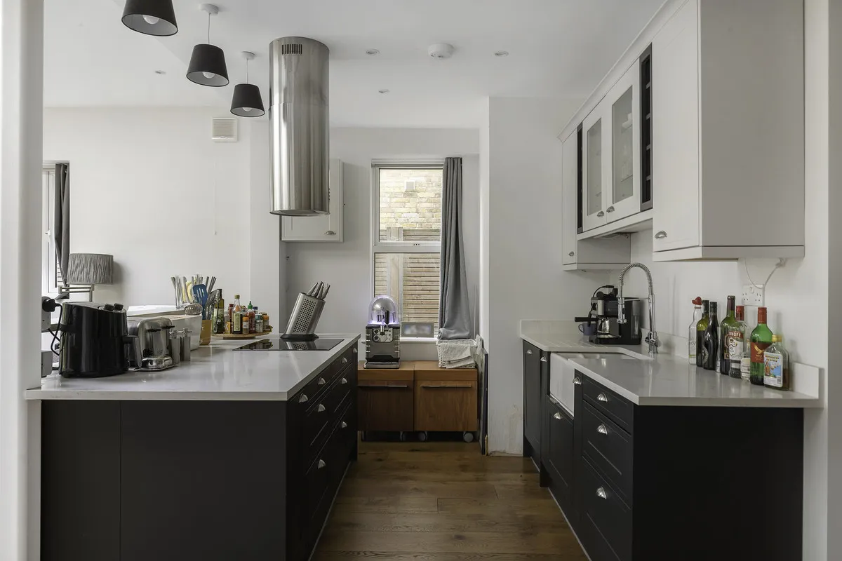 Messaline Avenue, London, W3, photo 4