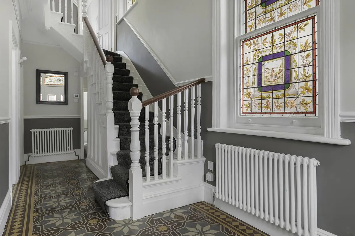 Messaline Avenue, London, W3, photo 17