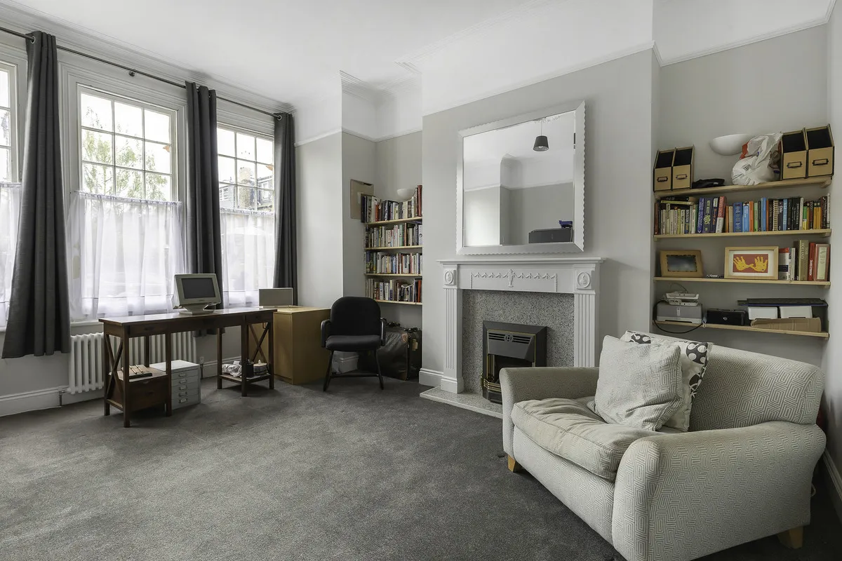 Messaline Avenue, London, W3, photo 11