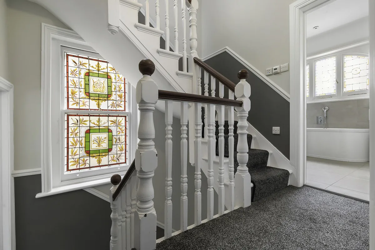 Messaline Avenue, London, W3, photo 18