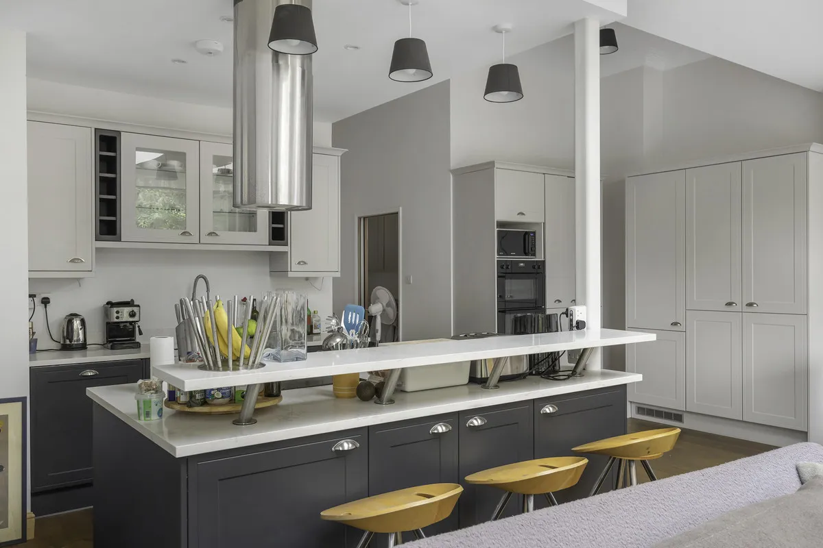 Messaline Avenue, London, W3, photo 3
