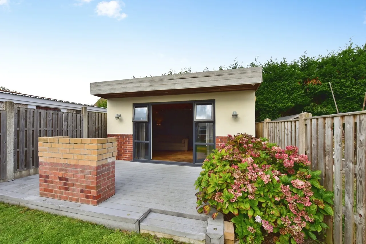 Ridgehill Avenue, Sheffield, S12, photo 4