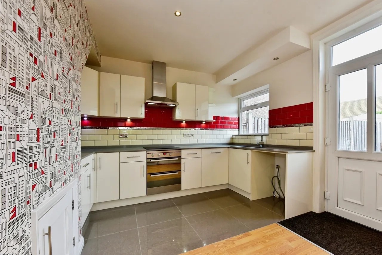 Ridgehill Avenue, Sheffield, S12, photo 2