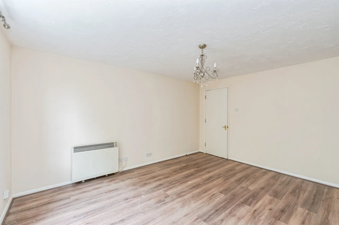 Watts Close, Southampton, photo 6