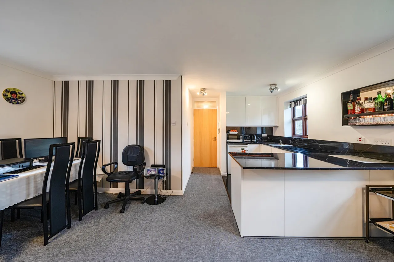 Lodgehill Park Close, Harrow, HA2, photo 14