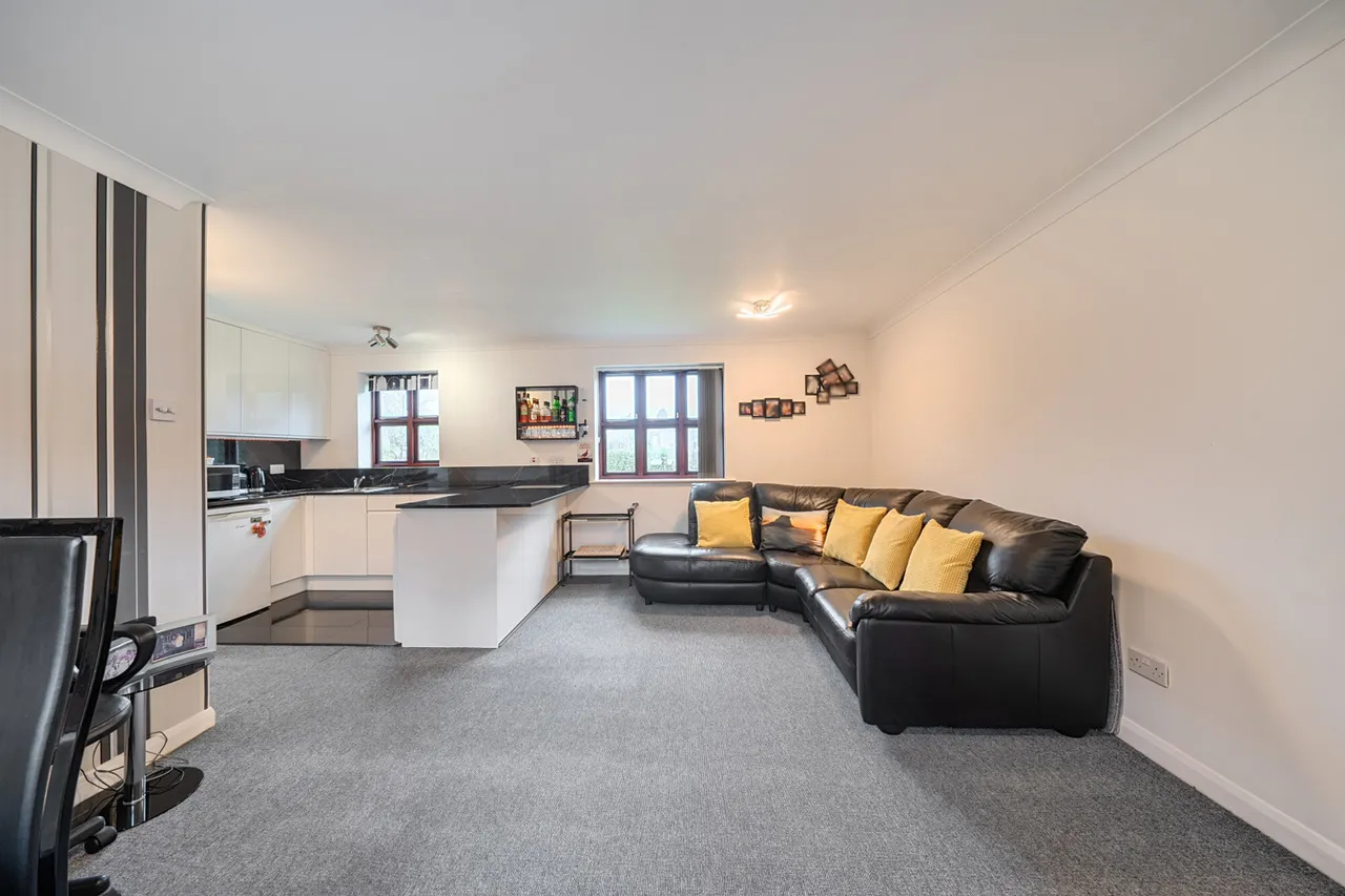 Lodgehill Park Close, Harrow, HA2, photo 2