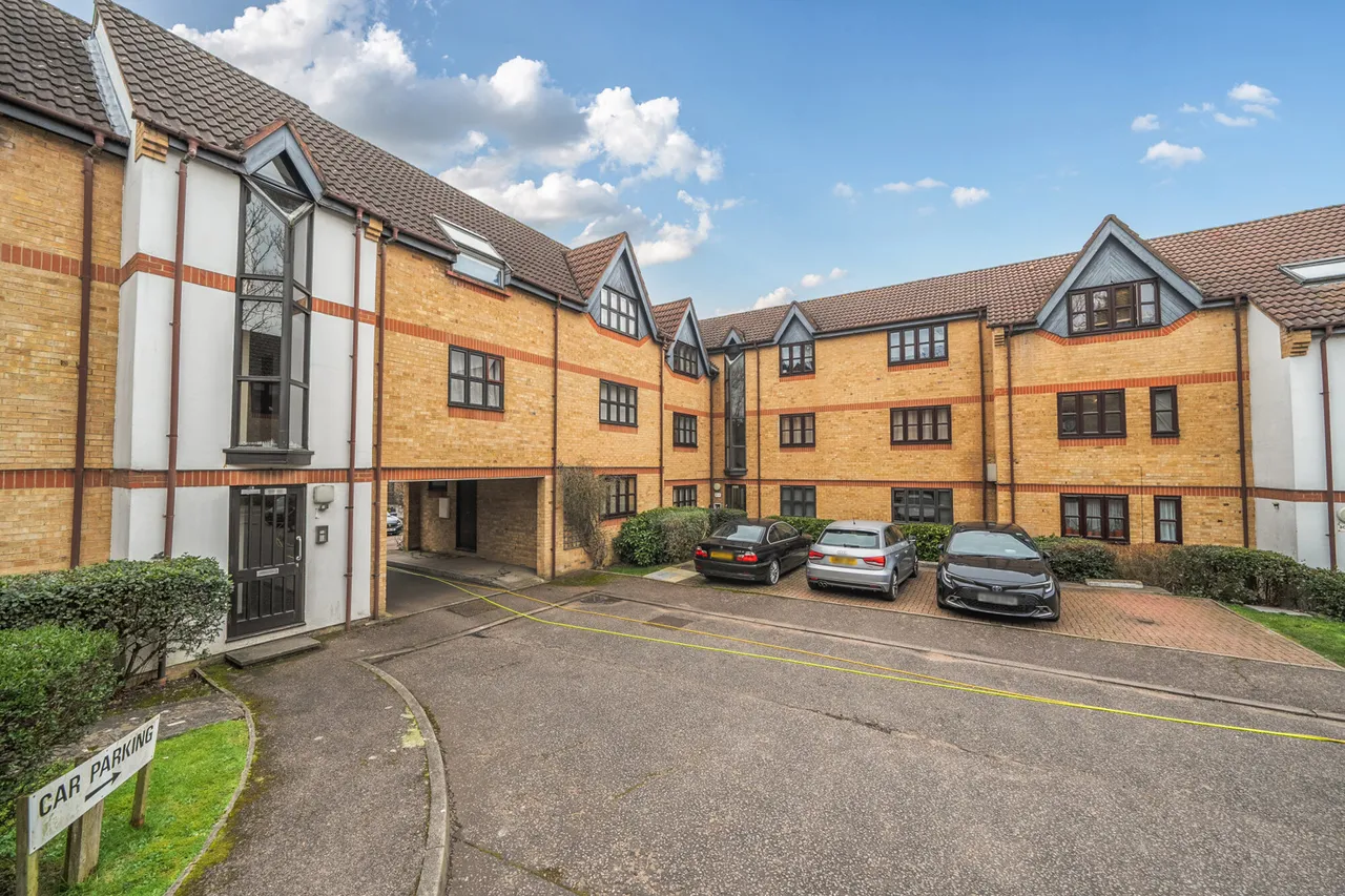 Lodgehill Park Close, Harrow, HA2, photo 19
