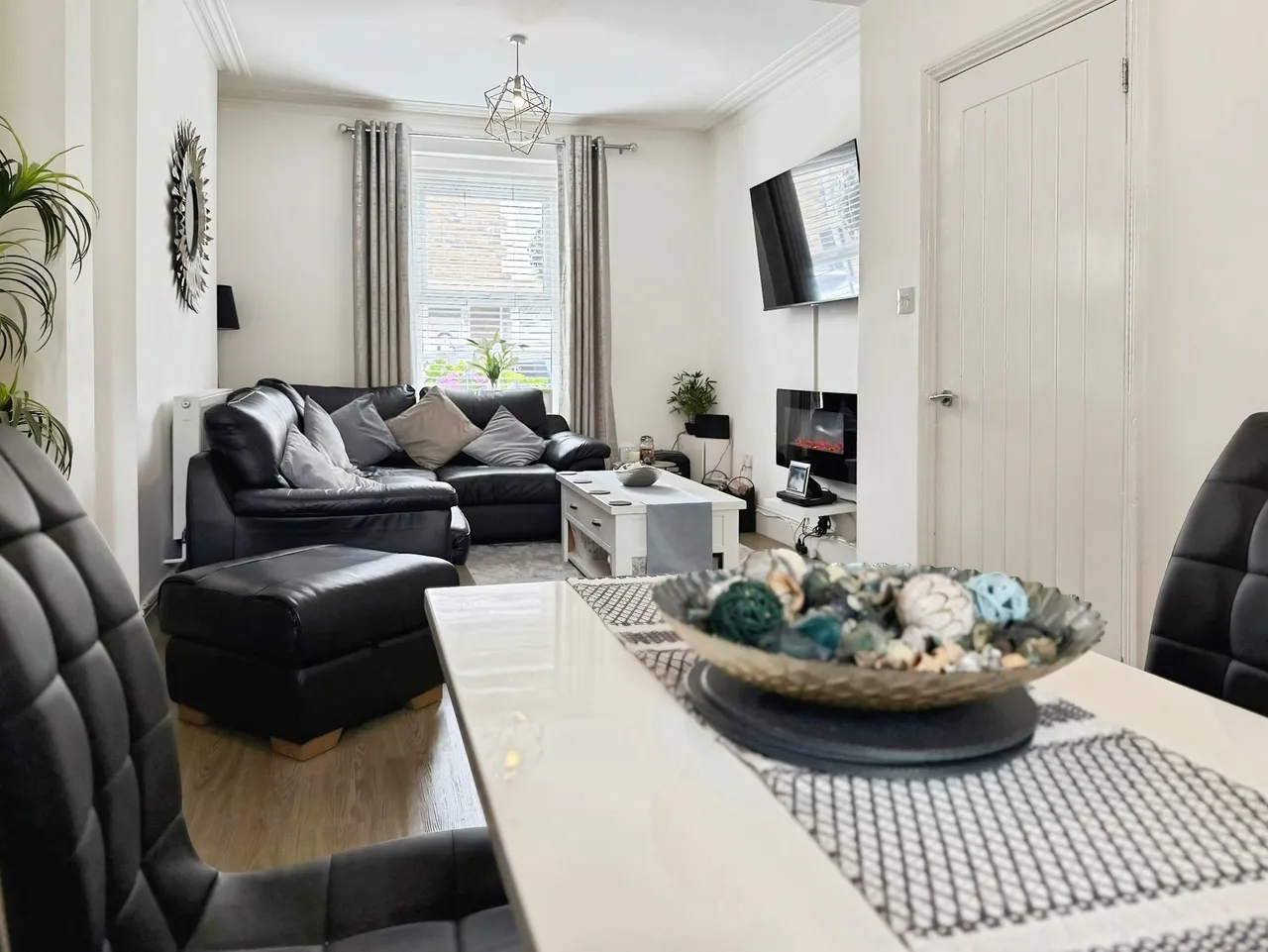 Robert Street, Manselton, Swansea, photo 4