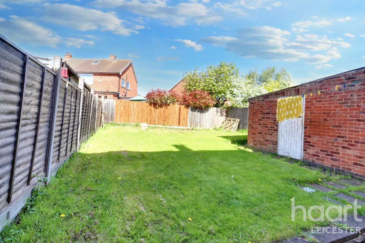 St Marys Avenue, Leicester, LE3, photo 13