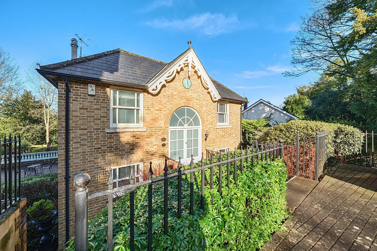 3 bed house for sale, Mangrove Road, Hertford, SG13