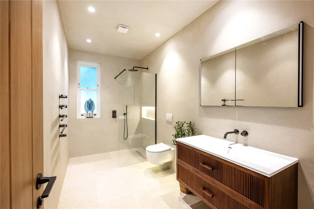 Russell Gardens Mews, Kensington, W14, photo 9