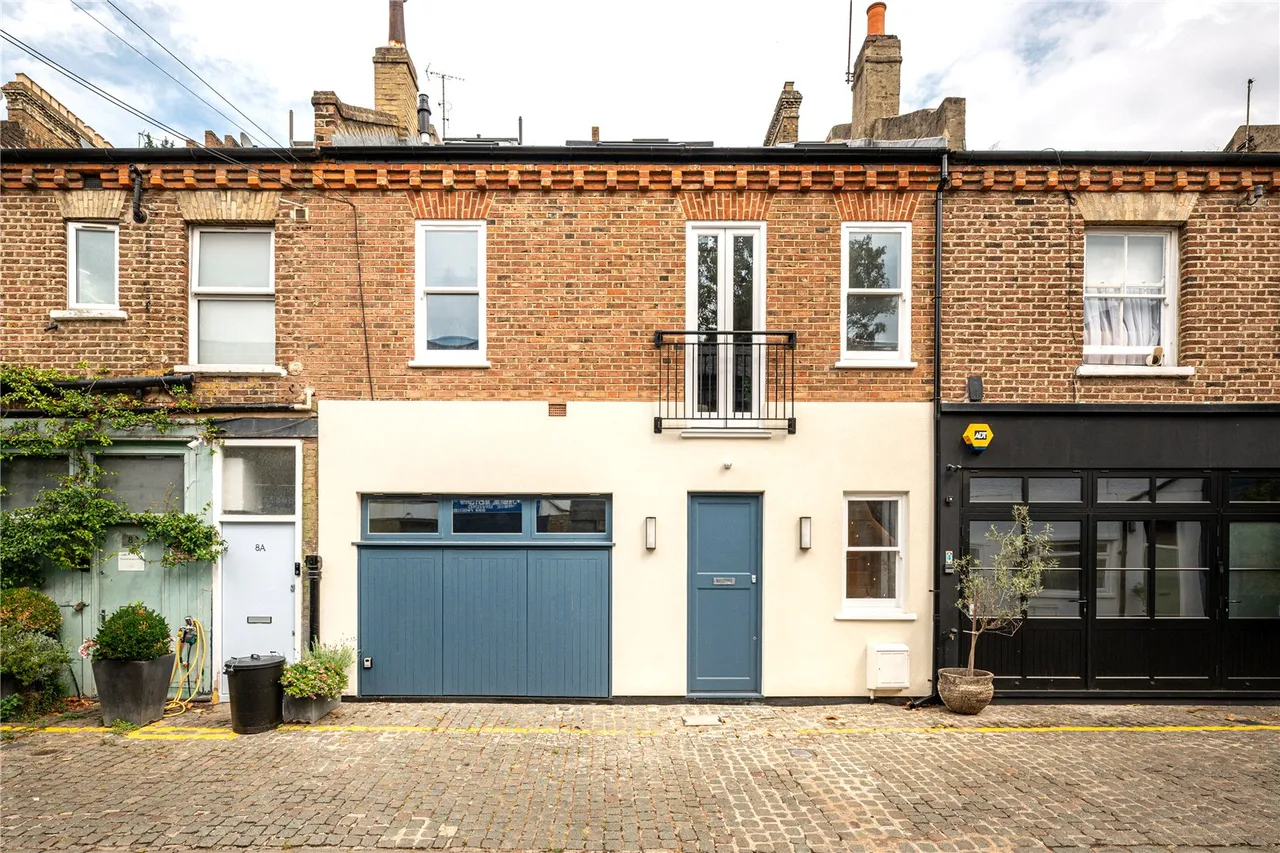 Russell Gardens Mews, Kensington, W14, photo 2