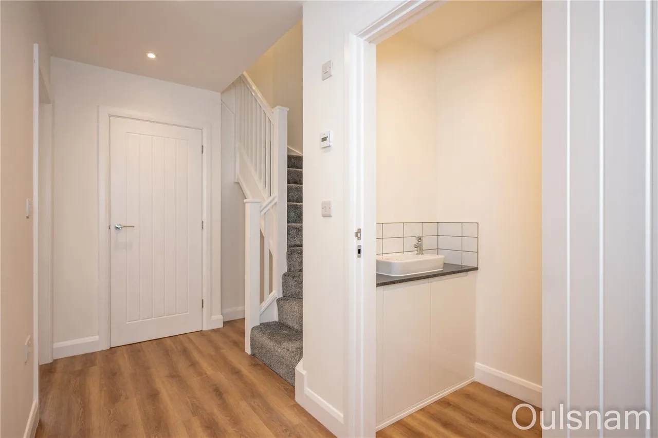 Barley Mow Lane, Catshill, Bromsgrove, Worcestershire, B61 0LU, photo 7