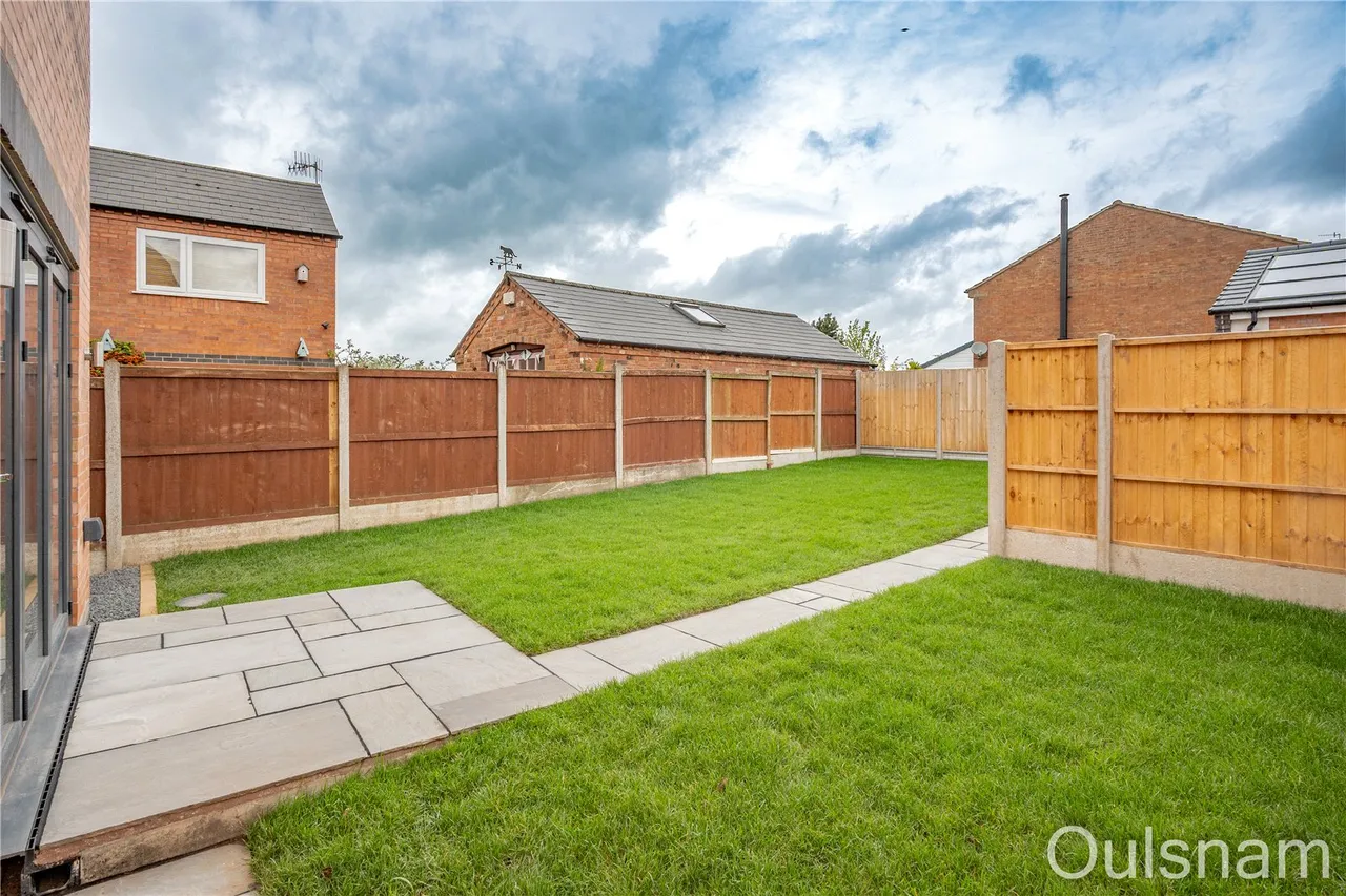 Barley Mow Lane, Catshill, Bromsgrove, Worcestershire, B61 0LU, photo 17
