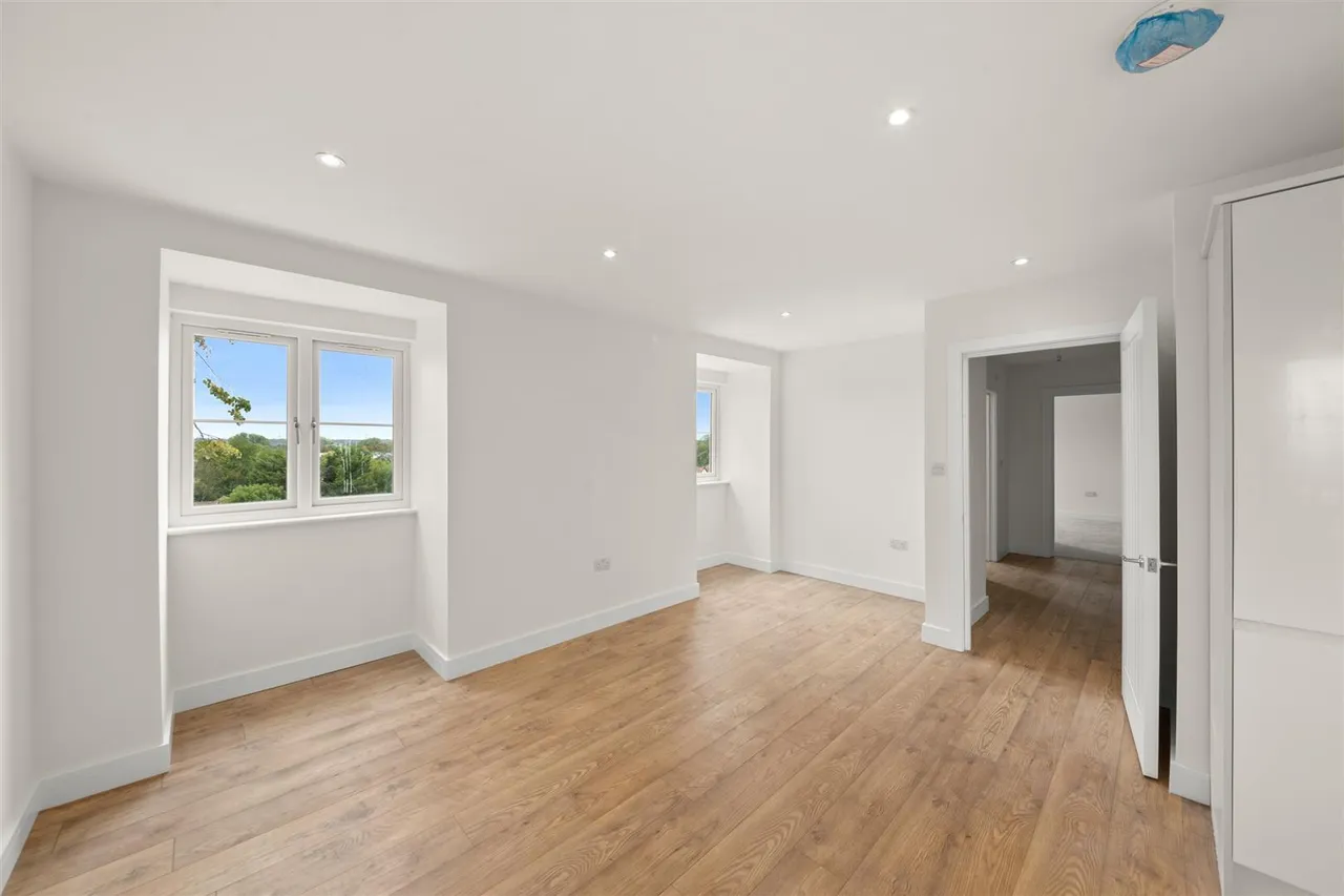 Harefield Road, Uxbridge, photo 3