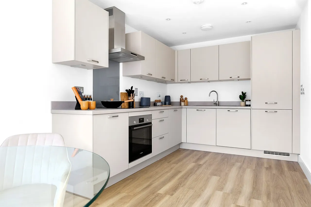 Haroldslea Drive, Horley, RH6, photo 4