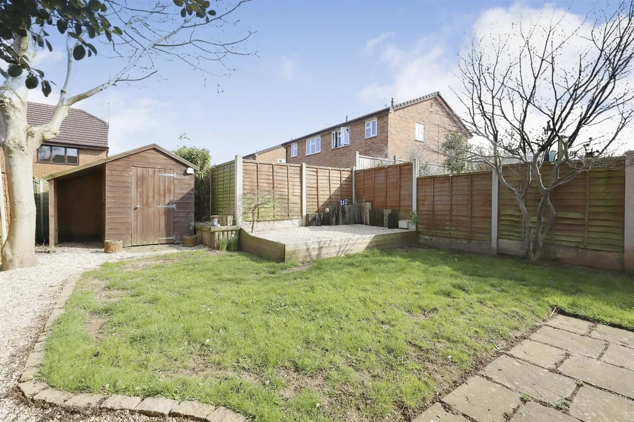Dunlin Drive, Kidderminsyer, DY10, photo 13