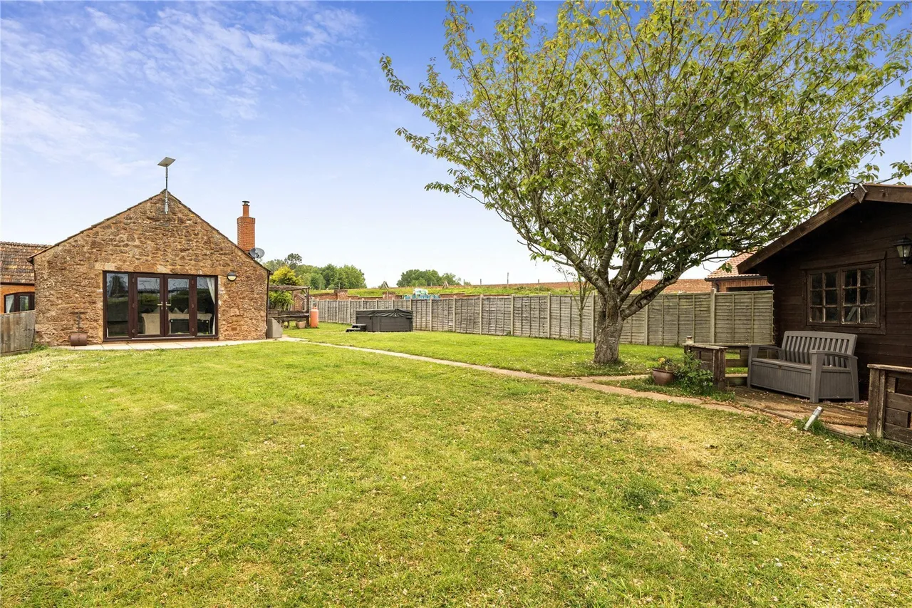Langford Budville, Wellington, TA21, photo 15