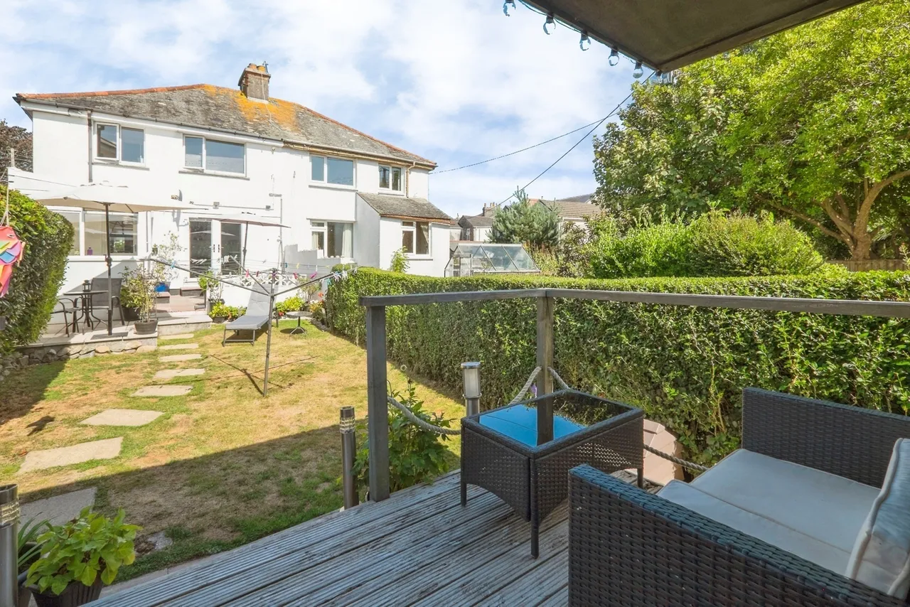 3 bed house for sale, Rosparvah Gardens, Heamoor, TR18