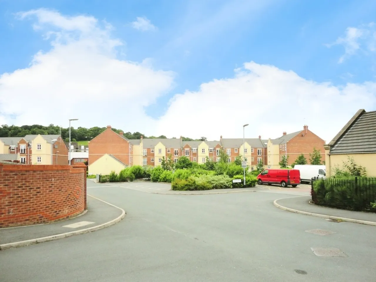 Whitehall Croft, Lower Wortley, photo 3