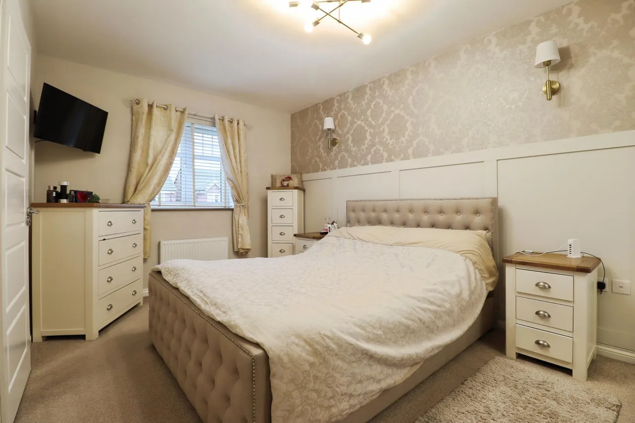 Heatherfields Crescent, Rossington, DN11, photo 15