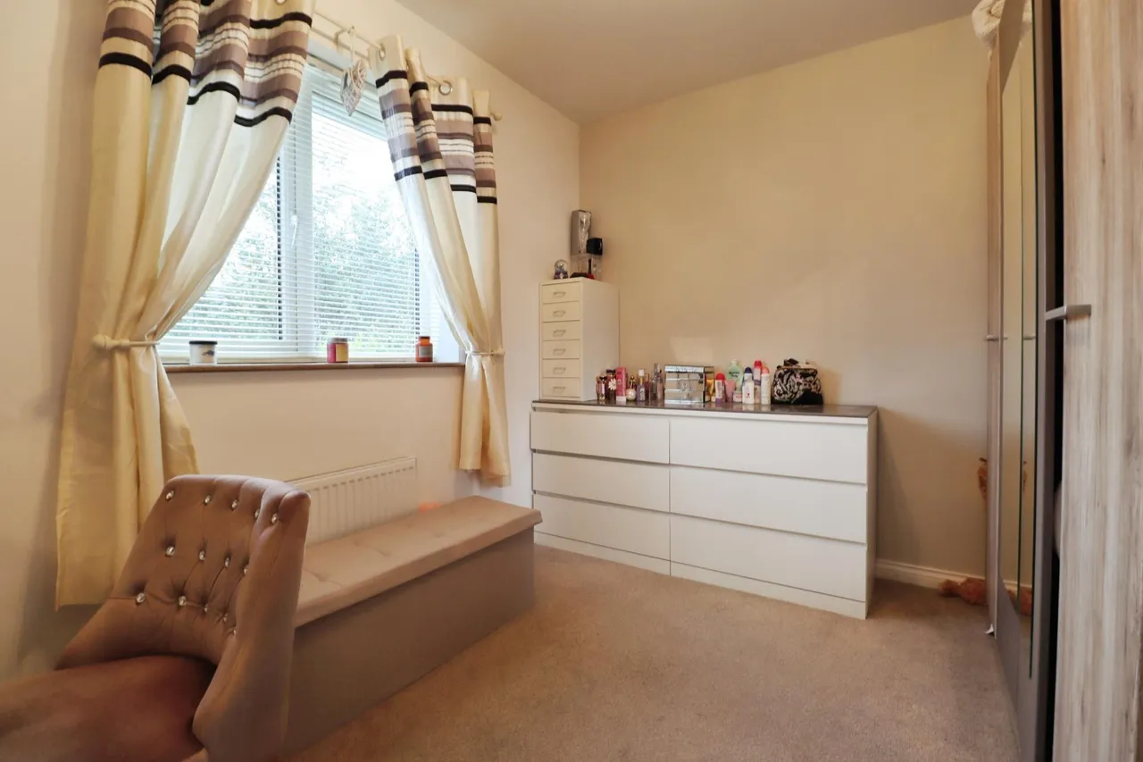 Heatherfields Crescent, Rossington, DN11, photo 18