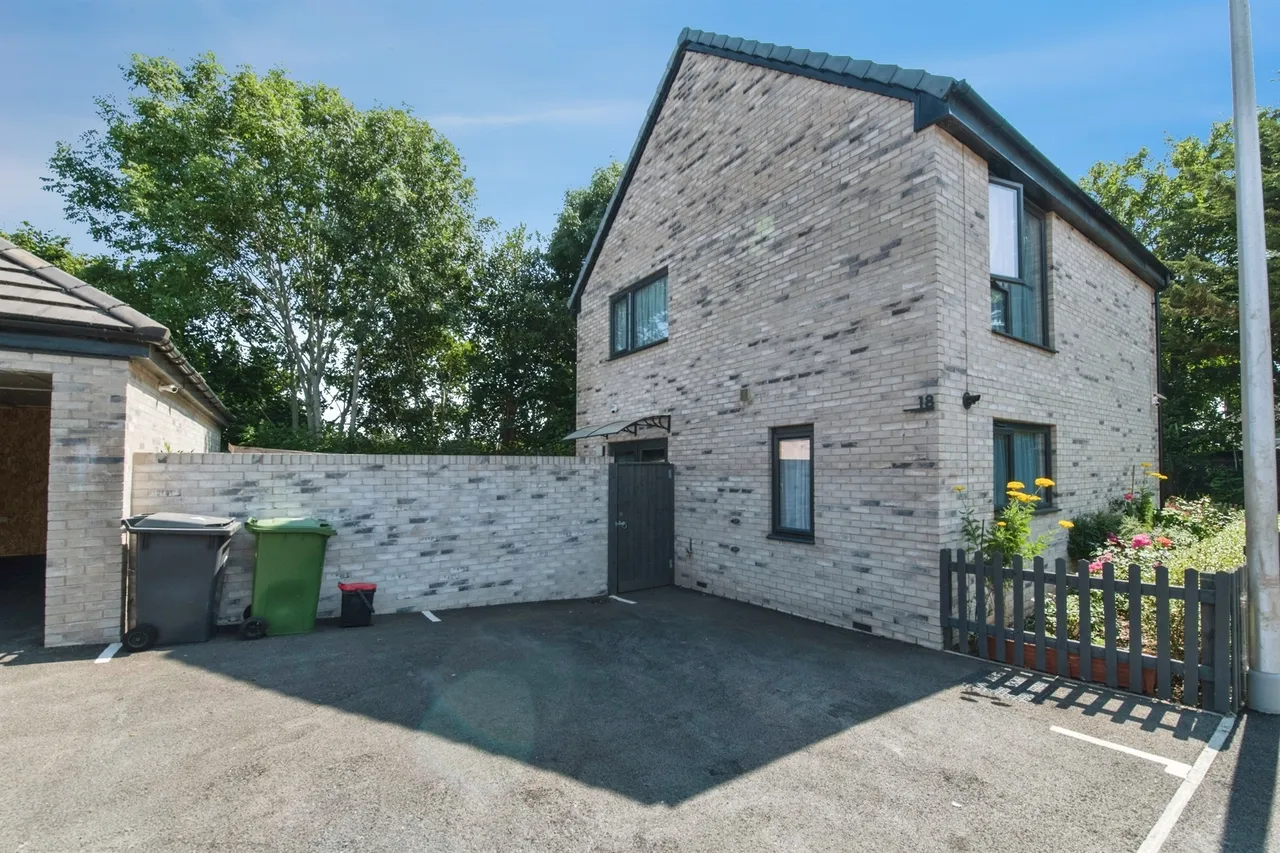 Hornbeam Road, Exeter, photo 11