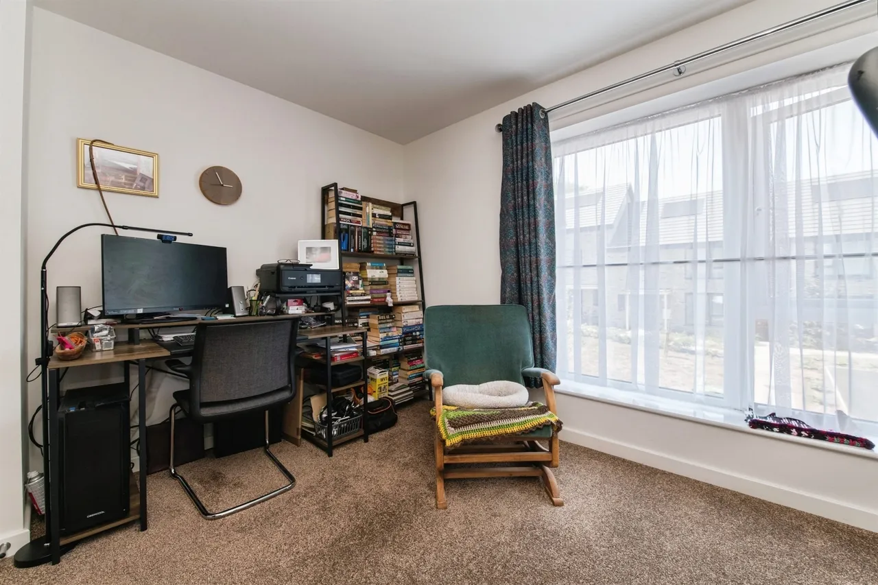 Hornbeam Road, Exeter, photo 9