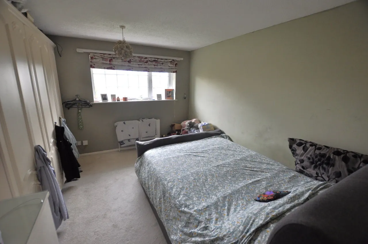Cartwright Crescent, Brackley, NN13, photo 9