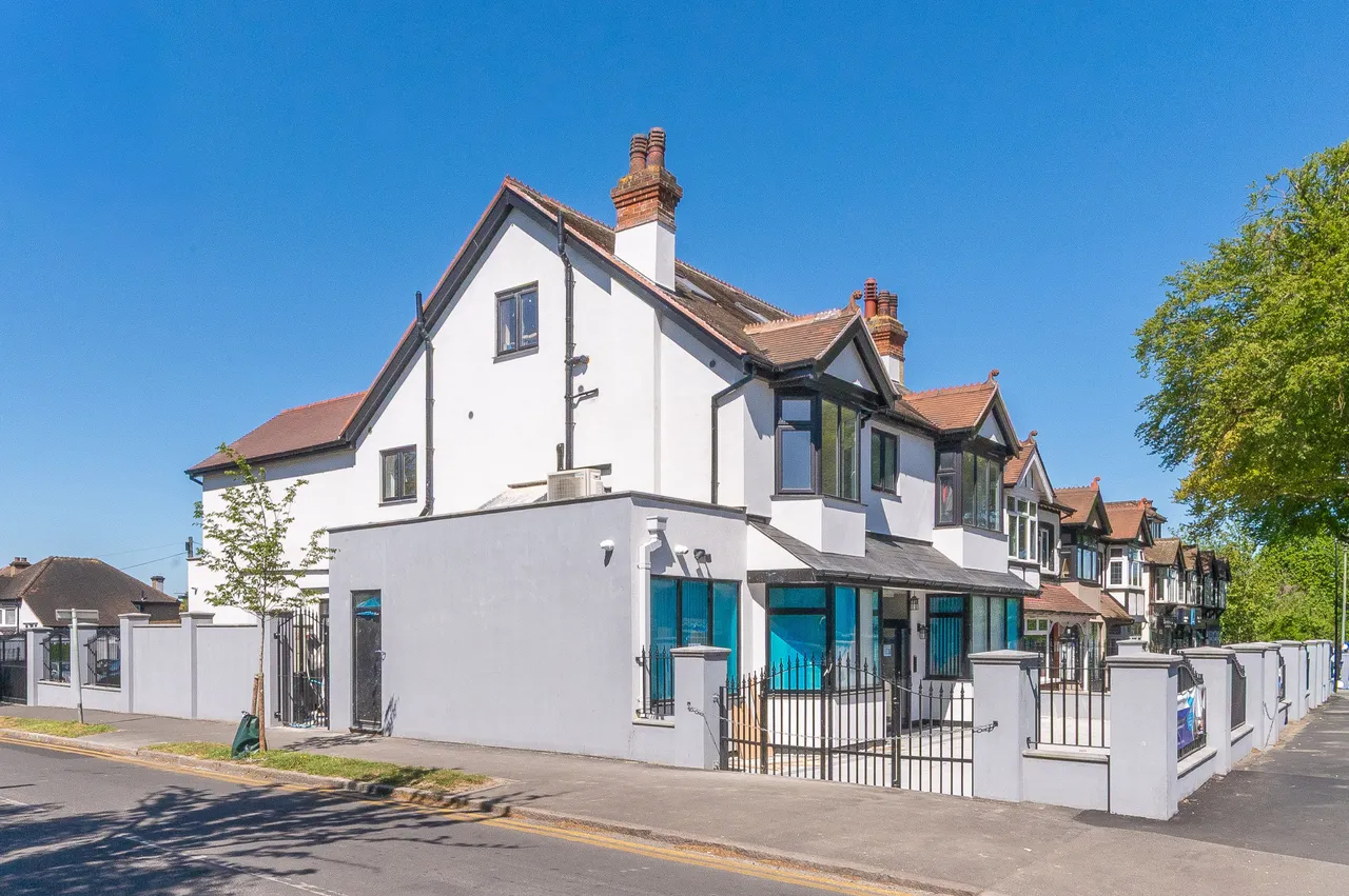 1 bed flat to rent — Flat 3, 31 Waverley Way, Carshalton