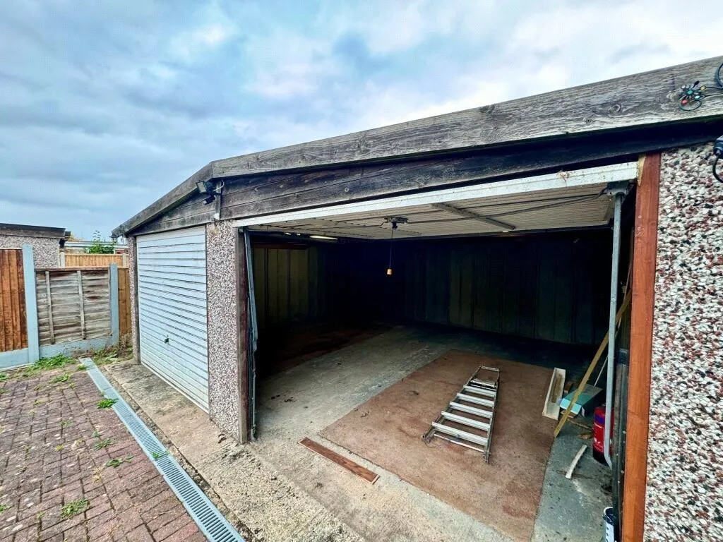 Brookthorpe Way, Silverdale, Nottingham, NG11, photo 19