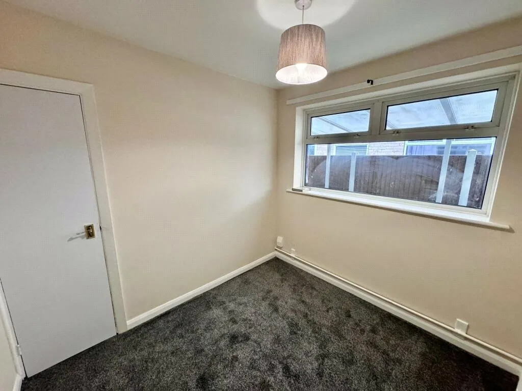 Brookthorpe Way, Silverdale, Nottingham, NG11, photo 15