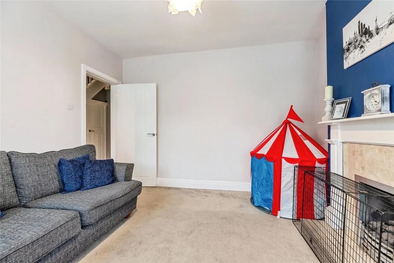 West Meade, Swinton, M27, photo 9