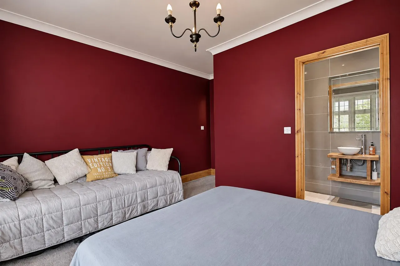 Upper Gungate, Tamworth, B79, photo 17