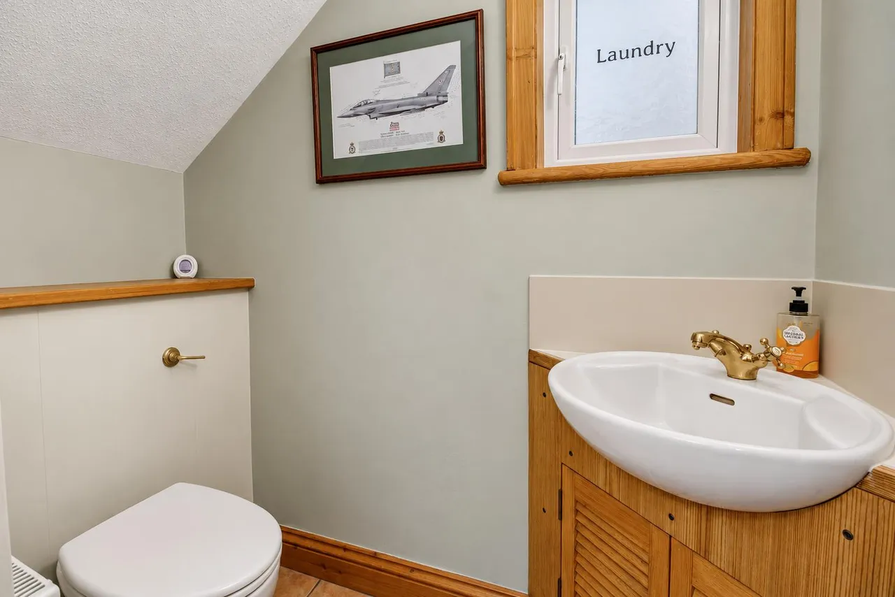 Upper Gungate, Tamworth, B79, photo 24