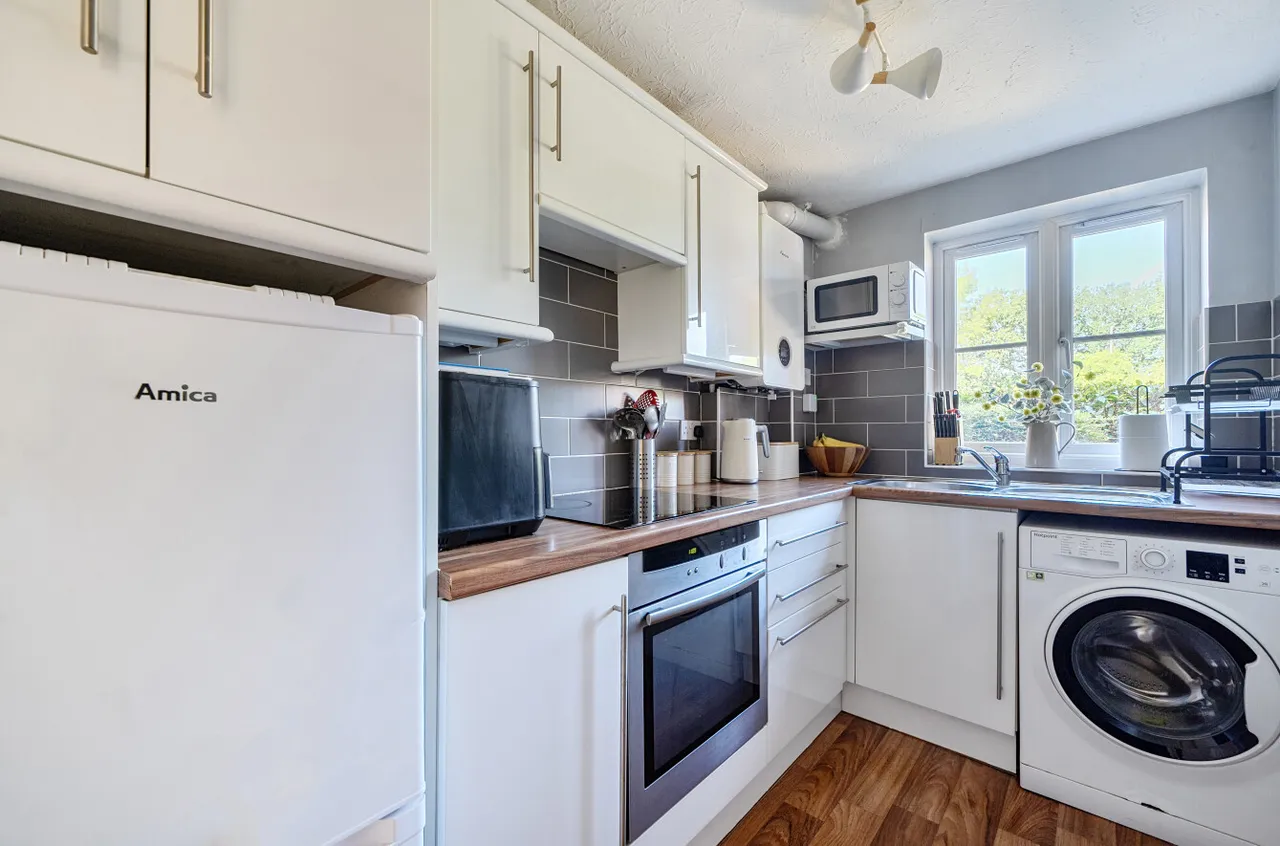 Hitherhooks Hill, Binfield, Bracknell, Berkshire, RG42 4QW, photo 7