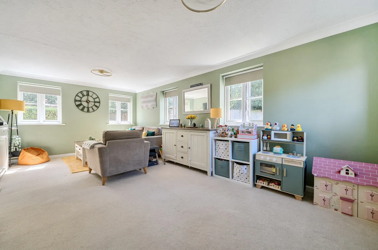 Hitherhooks Hill, Binfield, Bracknell, Berkshire, RG42 4QW, photo 6