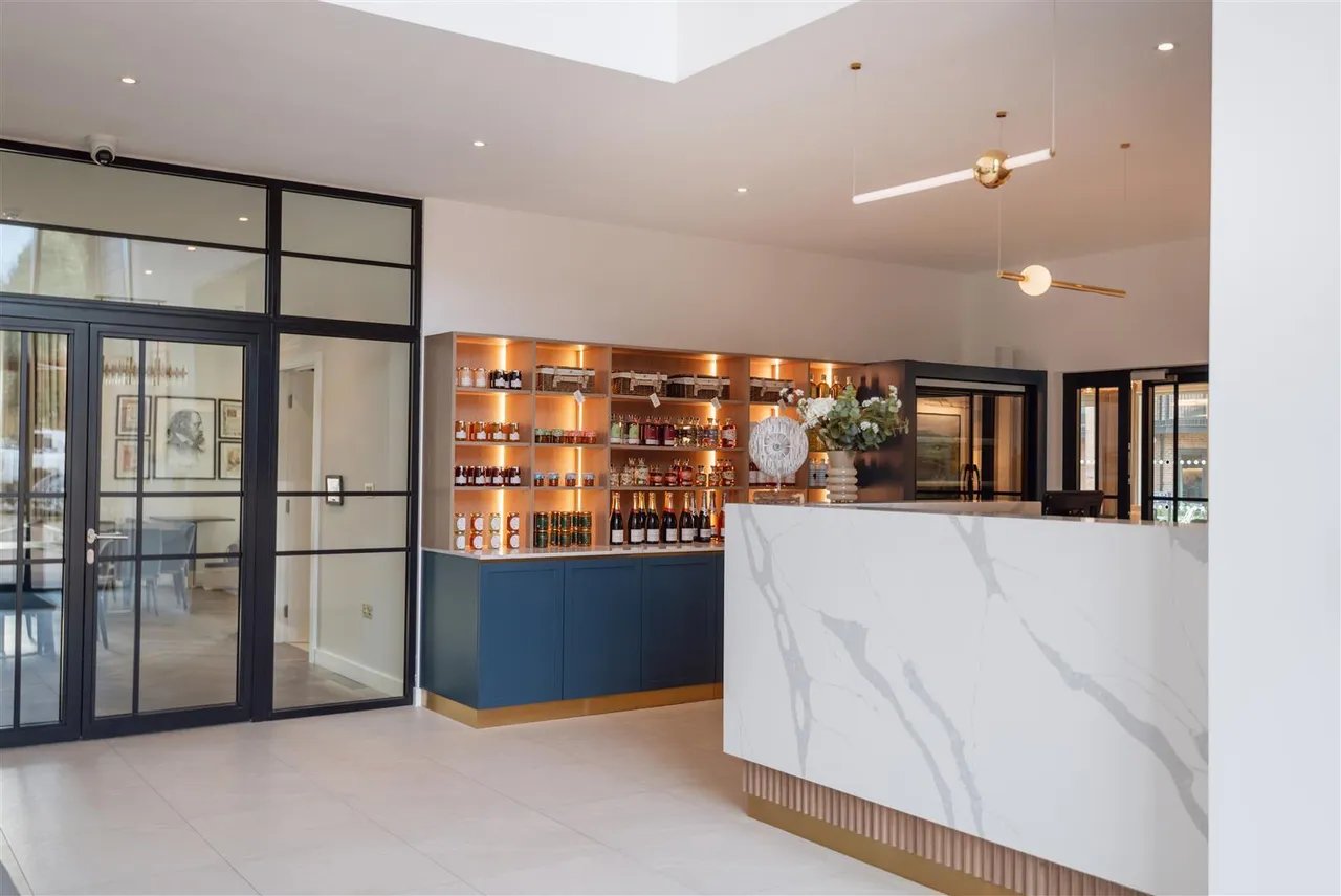 Meadow Chase, Henley-On-Thames, RG9, photo 8