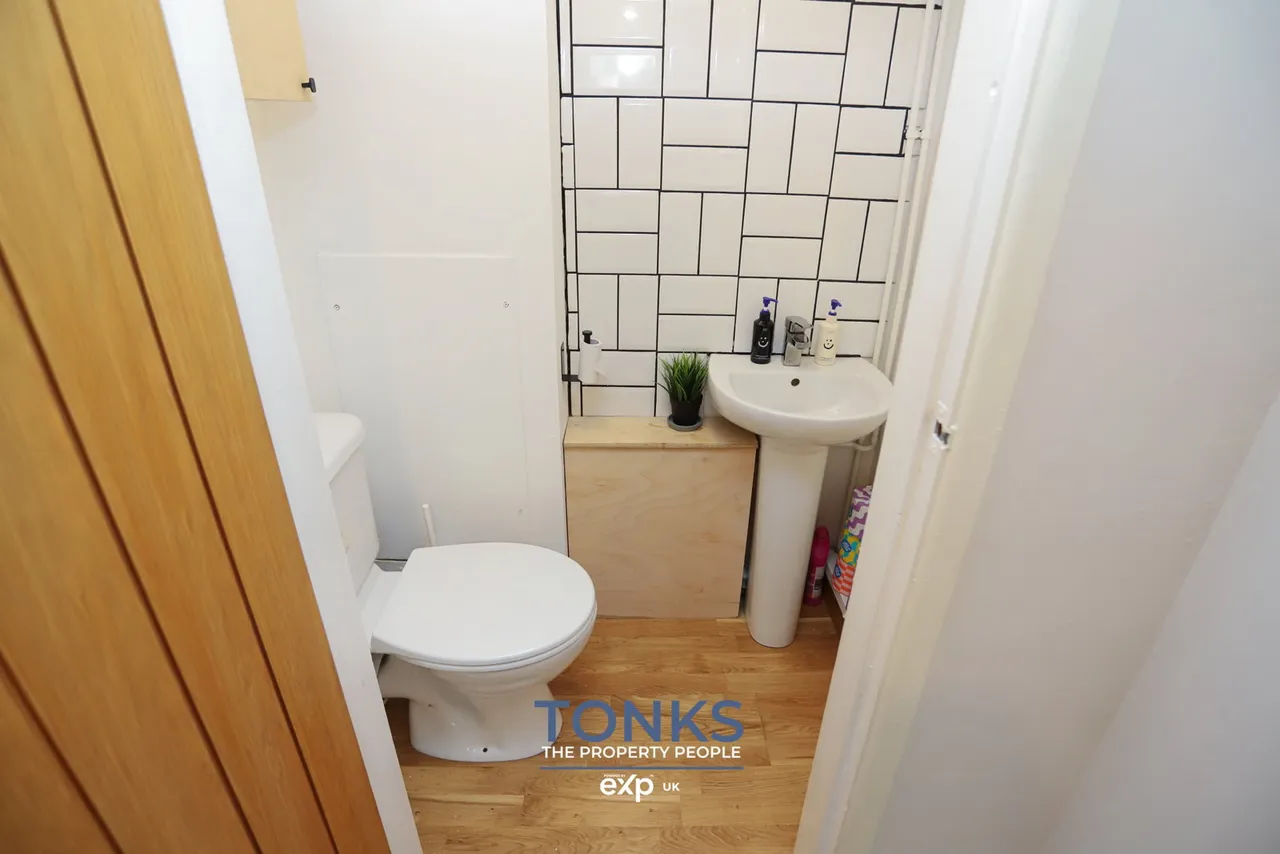 Halesowen Road, Cradley Heath, B64, photo 6