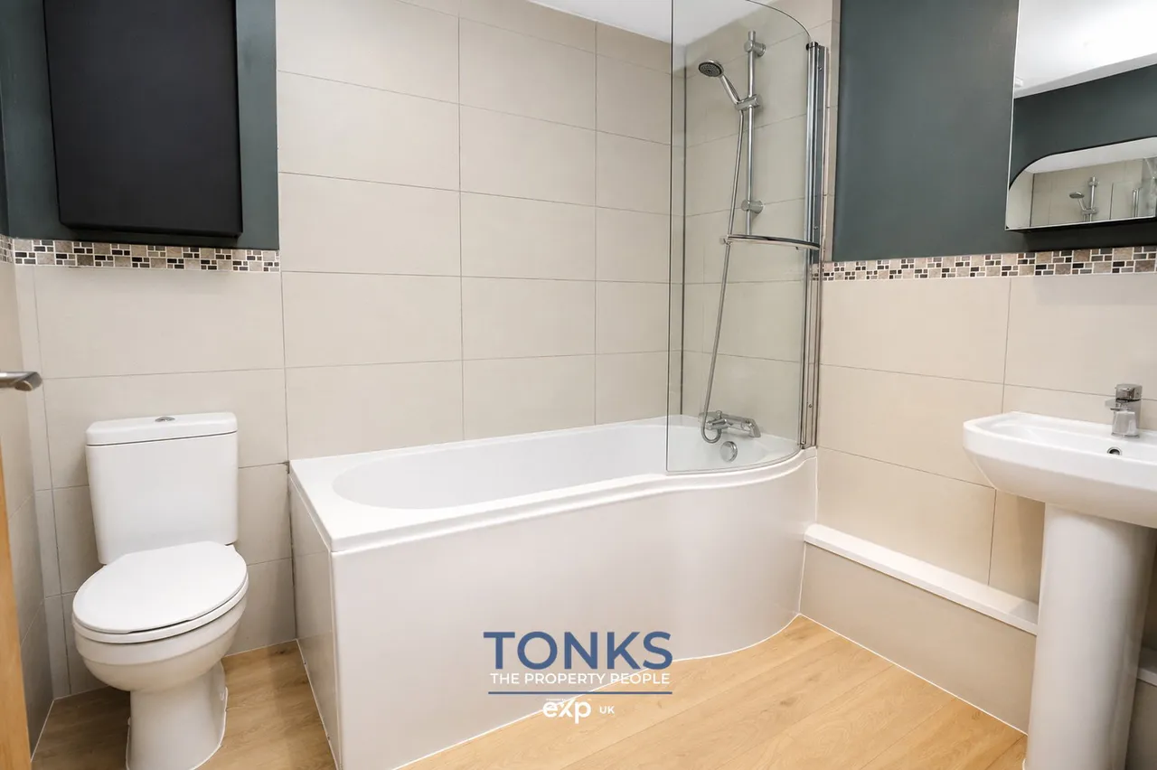 Halesowen Road, Cradley Heath, B64, photo 17