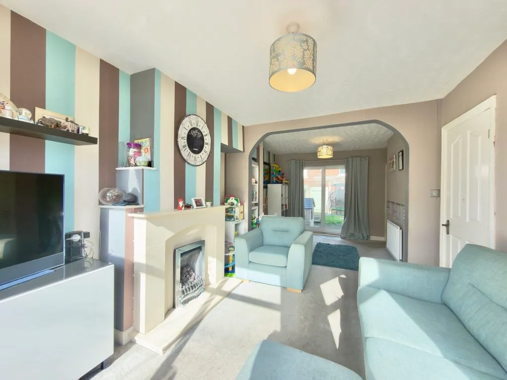 For SaleFosterfield Place, Chorley, photo 5