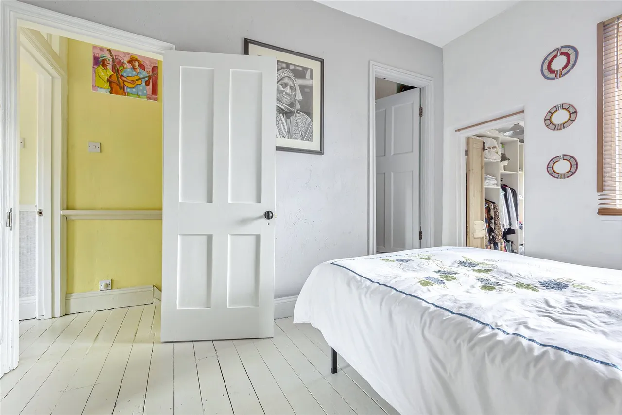 Oldfield Road, Hampton, London, TW12 2AD, photo 6