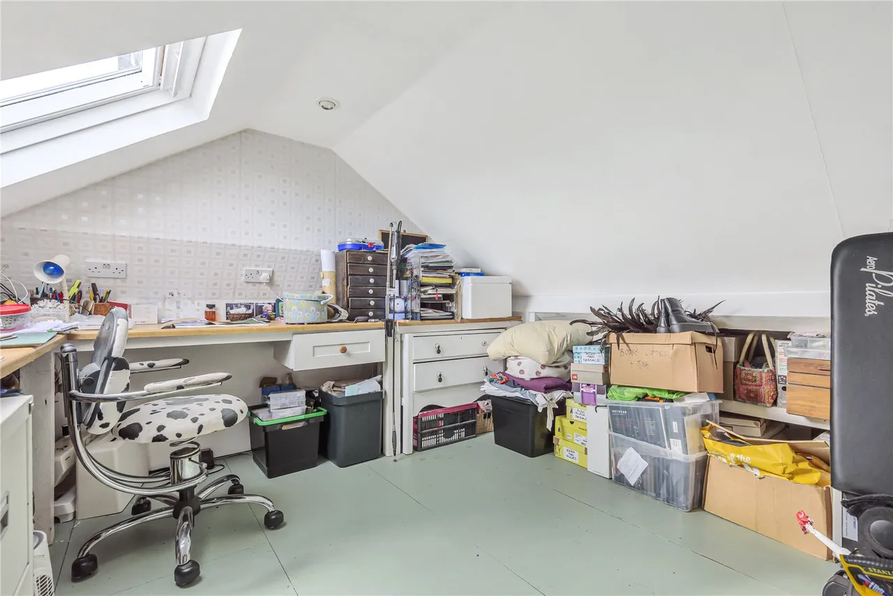 Oldfield Road, Hampton, London, TW12 2AD, photo 7