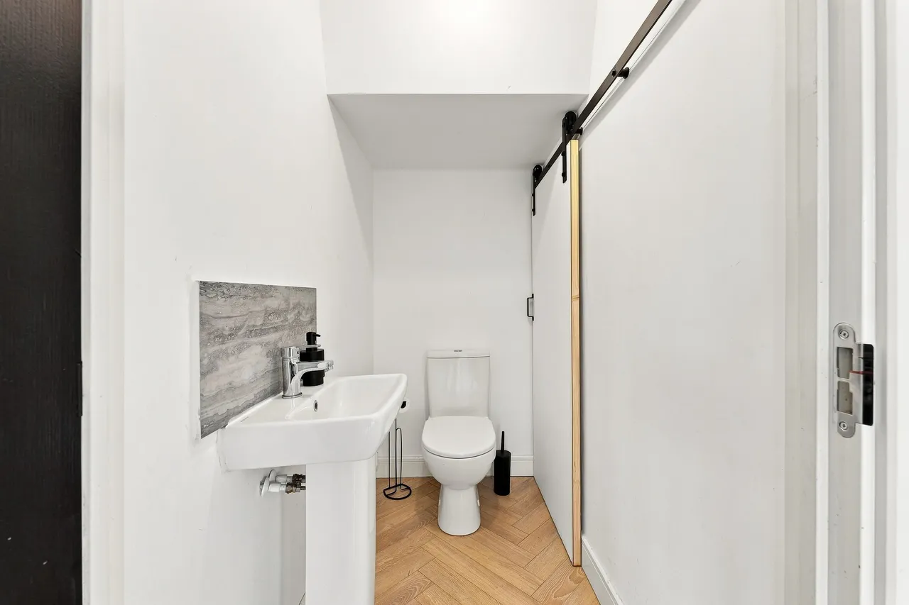 Broomhill Avenue, Waverley, S60, photo 7