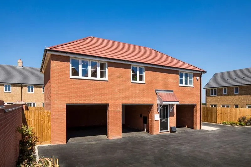 2 bed house for sale, Royal Gardens, Bedford, MK45