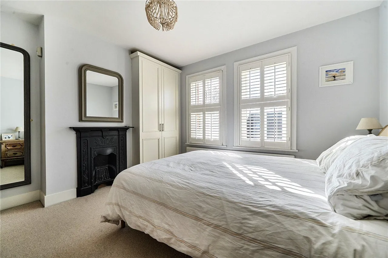 Prospect Road, Rowledge, GU10, photo 11