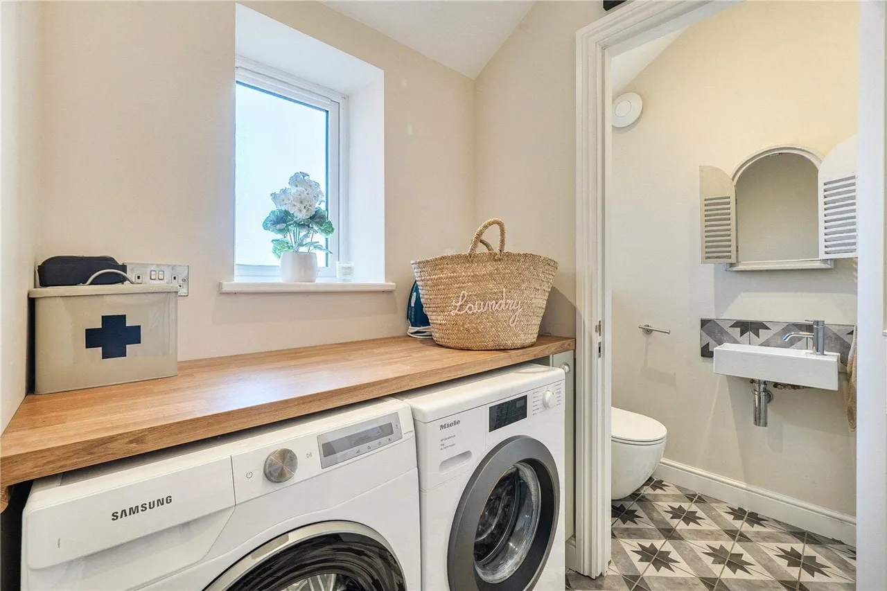 Prospect Road, Rowledge, GU10, photo 7